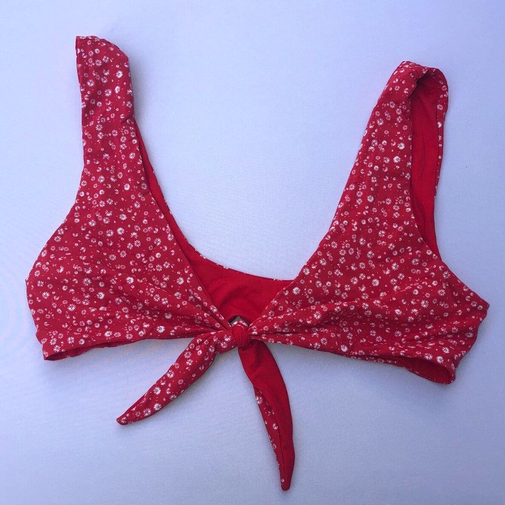 Bondeye Australia red & white floral bikini top ❣️